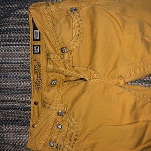 Mustard color size 26 MissMe skinny jeans